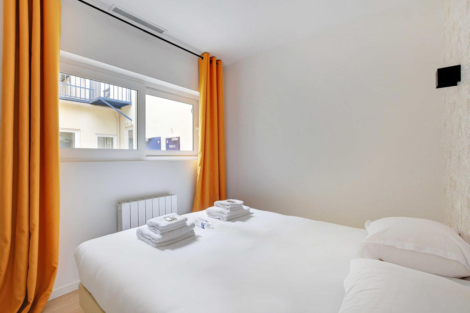 Newly Renovated Appartements Residence Republique Parijs Buitenkant foto